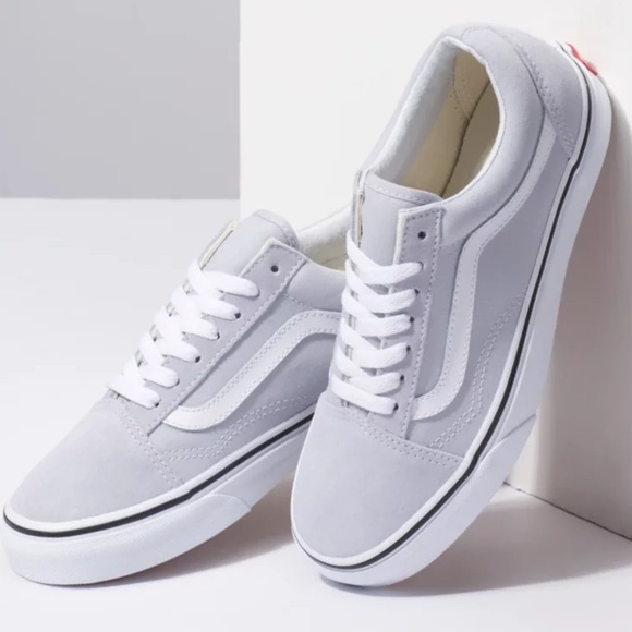 Vans - Picture 2 of 6